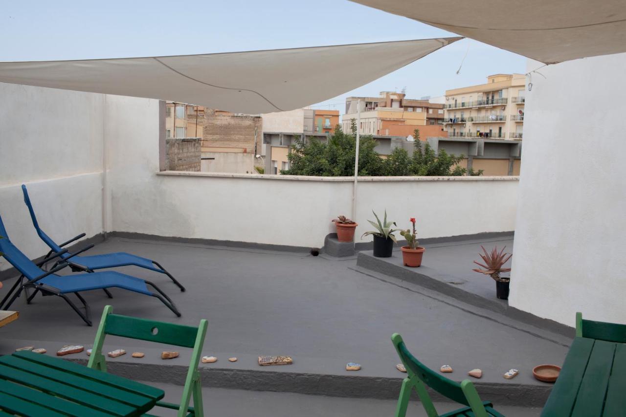 Area 12 Bb Bed and Breakfast Trapani Buitenkant foto
