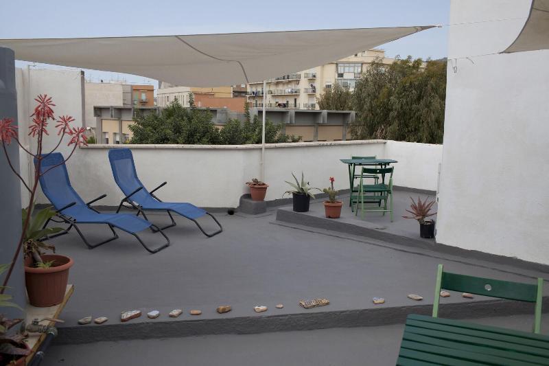 Area 12 Bb Bed and Breakfast Trapani Buitenkant foto